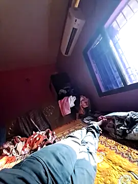 Snapshot of ind_hero chatting on October 10, 9:41 am ind hero online show from October 10, 9:41 am