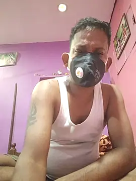 Snapshot of ind_hero chatting on November 24, 6:40 pm ind hero online show from November 24, 6:40 pm