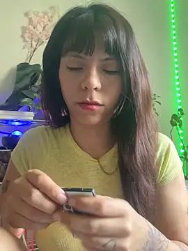 Snapshot of melisabunnny chatting on November 28, 11:57 am melisabunnny online show from November 28, 11:57 am