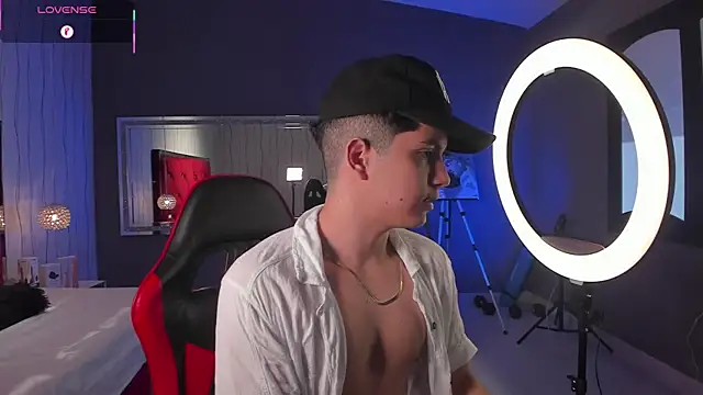 Brat  online show from February 27, 9:26 pm