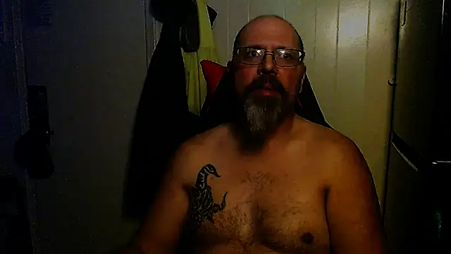 KrazyLegz online show from December 3, 12:02 am