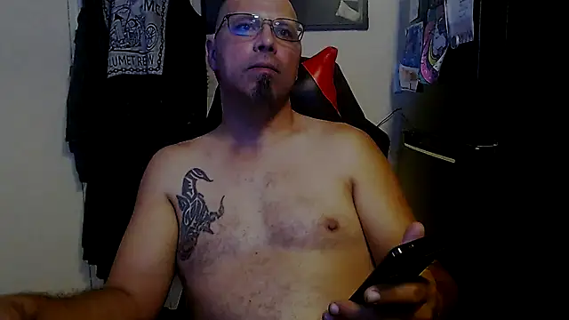 KrazyLegz online show from September 20, 5:25 pm