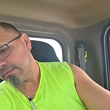 KrazyLegz online show from October 17, 8:44 pm