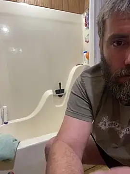 Snapshot of bigJohnson223 chatting on February 23, 7:33 am bigJohnson223 online show from February 23, 7:33 am