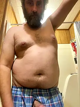 Snapshot of bigJohnson223 chatting on October 18, 6:48 am bigJohnson223 online show from October 18, 6:48 am