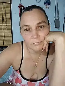 Snapshot of piton77 chatting on July 10, 11:07 pm piton77 online show from July 10, 11:07 pm