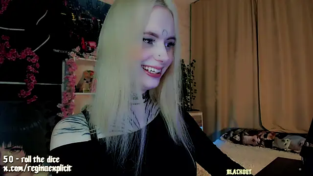 Snapshot of snake__bites chatting on July 6, 7:16 pm snake bites online show from July 6, 7:16 pm
