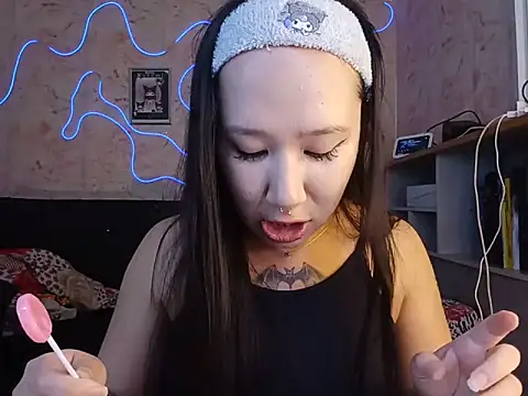 Japabaixinha online show from June 11, 12:32 am