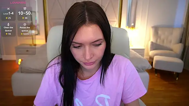 MilaSecrett online show from April 27, 1:20 pm