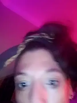 Snapshot of gala2 chatting on February 22, 10:09 pm gala2 online show from February 22, 10:09 pm