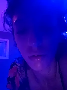 Snapshot of gala2 chatting on March 7, 2:45 pm gala2 online show from March 7, 2:45 pm