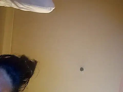 Snapshot of gala2 chatting on March 17, 6:40 am gala2 online show from March 17, 6:40 am