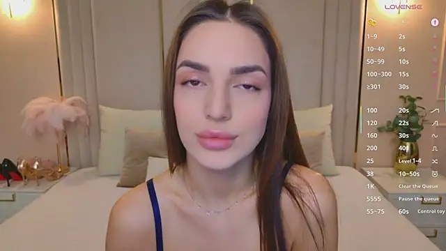 BellaHalles online show from January 19, 5:55 am