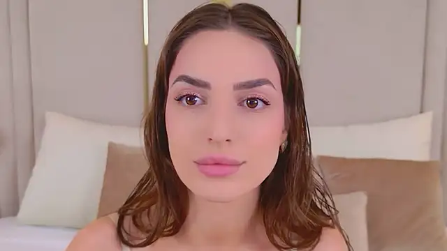 BellaHalles online show from July 26, 5:59 am