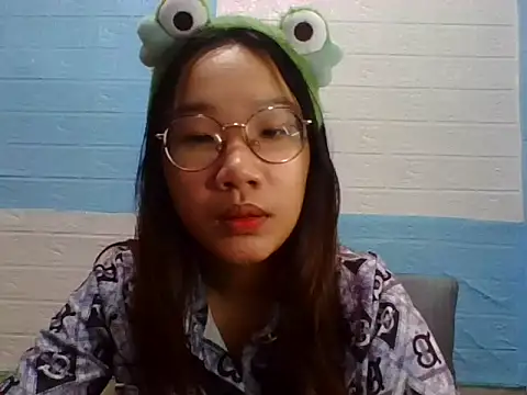 Nanoko online show from November 17, 4:24 pm