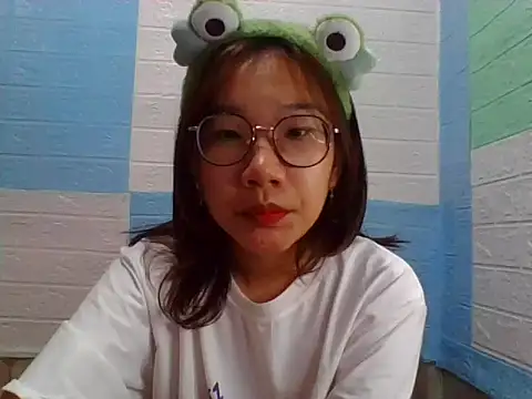 Nanoko online show from March 4, 4:02 pm