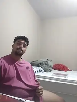 Snapshot of Xcumshot33 chatting on February 13, 10:33 pm Xcumshot33 online show from February 13, 10:33 pm