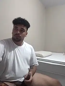 Snapshot of Xcumshot33 chatting on March 12, 12:47 pm Xcumshot33 online show from March 12, 12:47 pm