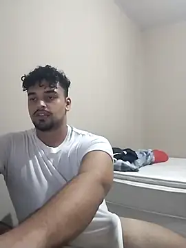 Snapshot of Xcumshot33 chatting on March 14, 10:49 pm Xcumshot33 online show from March 14, 10:49 pm