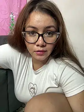 Snapshot of solecito_22 chatting on December 18, 3:26 am solecito 22 online show from December 18, 3:26 am