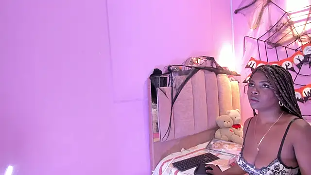 LoveQueen2 online show from October 22, 11:43 am