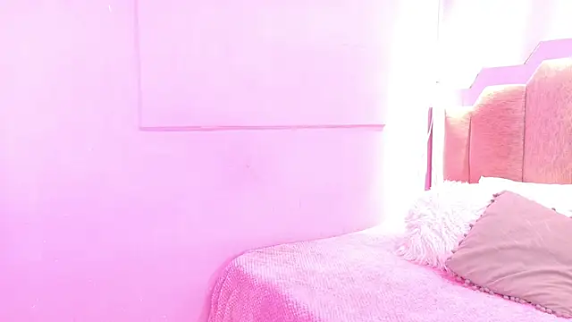 LoveQueen2 online show from February 28, 11:55 am