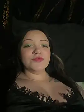 skinwalkingzombie online show from May 4, 5:14 am