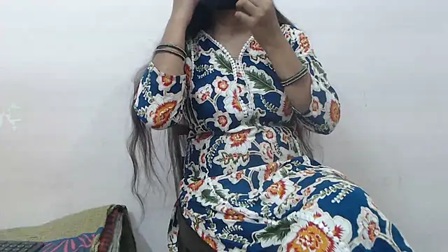 wildbabes online show from December 16, 8:03 pm