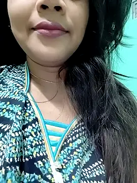 Snapshot of Monalisa_Singh chatting on December 7, 2:24 pm Monalisa Singh online show from December 7, 2:24 pm