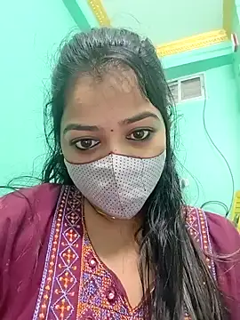 Snapshot of Monalisa_Singh chatting on December 11, 2:11 pm Monalisa Singh online show from December 11, 2:11 pm