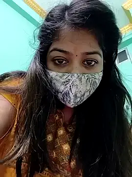 Snapshot of Monalisa_Singh chatting on January 3, 5:31 pm Monalisa Singh online show from January 3, 5:31 pm