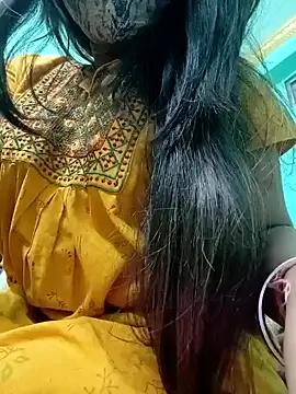 Snapshot of Monalisa_Singh chatting on January 5, 3:13 pm Monalisa Singh online show from January 5, 3:13 pm