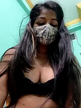 Snapshot of Monalisa_Singh chatting on January 7, 5:31 pm Monalisa Singh online show from January 7, 5:31 pm