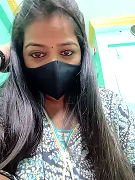 Snapshot of Monalisa_Singh chatting on October 8, 5:32 pm Monalisa Singh online show from October 8, 5:32 pm