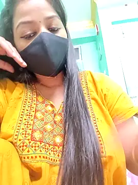 Snapshot of Monalisa_Singh chatting on October 16, 5:25 pm Monalisa Singh online show from October 16, 5:25 pm