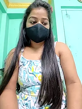 Snapshot of Monalisa_Singh chatting on October 21, 6:30 pm Monalisa Singh online show from October 21, 6:30 pm