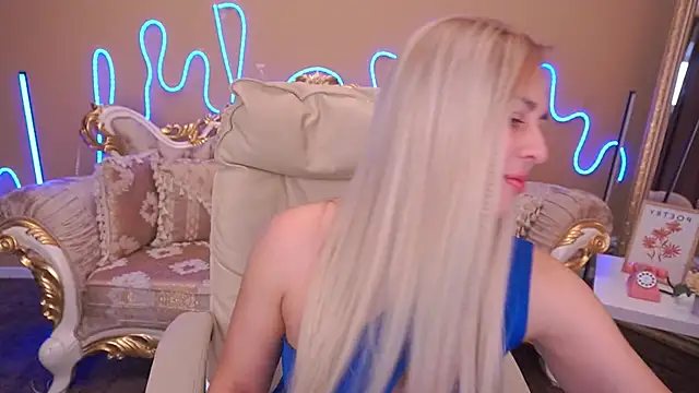 Snapshot of ArishkaLulu chatting on November 5, 6:57 am ArishkaLulu online show from November 5, 6:57 am