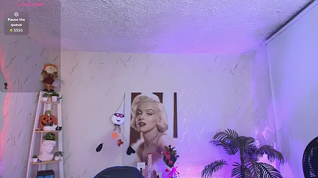 SALOOMEE   online show from February 5, 11:15 am