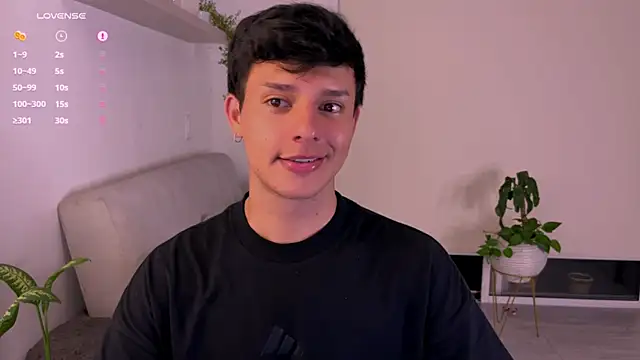 Snapshot of Alexxblue chatting on November 12, 3:07 am Alexxblue online show from November 12, 3:07 am