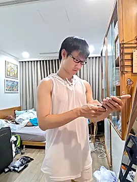 Snapshot of horny_slavedog chatting on September 25, 7:01 am horny slavedog online show from September 25, 7:01 am