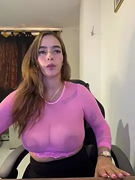 Alessandra Schmoll online show from June 4, 7:42 pm