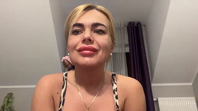 DESIREjenny online show from January 25, 9:15 am