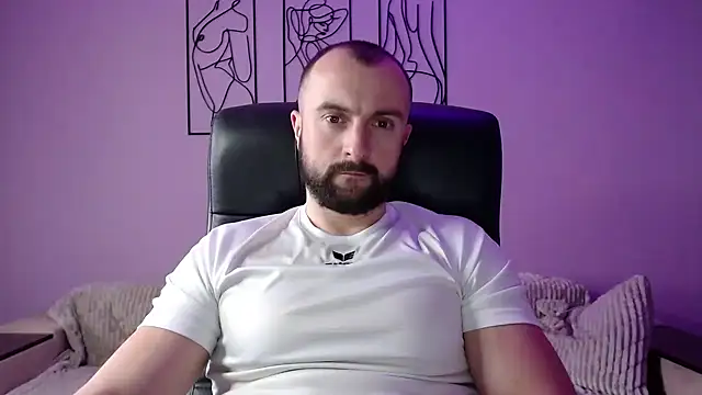 brindlefly6969 online show from January 28, 11:49 am