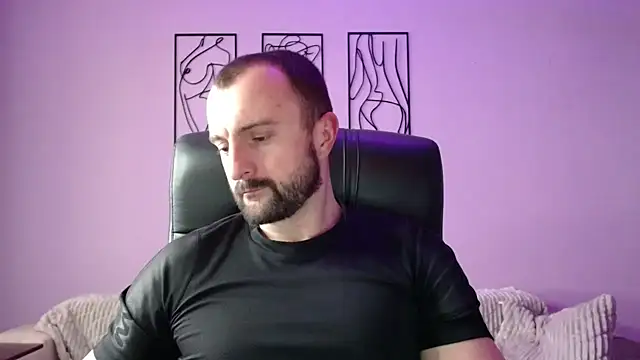 brindlefly6969 online show from February 15, 11:39 am