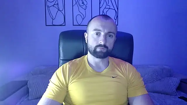 brindlefly6969 online show from October 3, 11:29 am