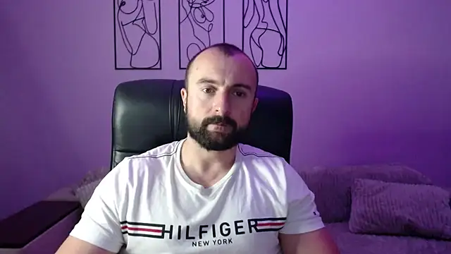 brindlefly6969 online show from October 13, 10:59 am