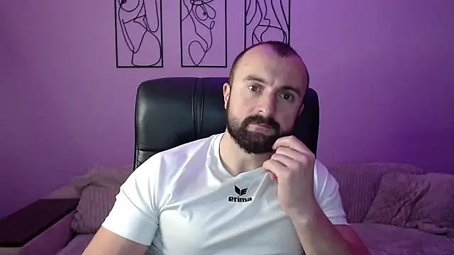 brindlefly6969 online show from October 14, 11:11 am