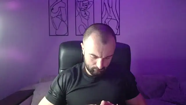 brindlefly6969 online show from December 4, 11:52 am