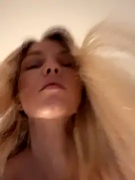 Adelina0001 online show from November 26, 2:45 am