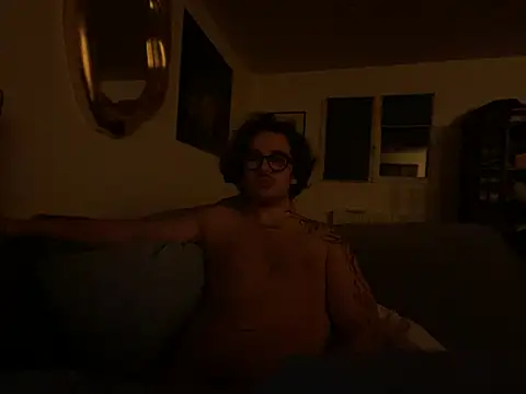 Snapshot of hardmecl chatting on January 9, 9:27 pm hardmecl online show from January 9, 9:27 pm